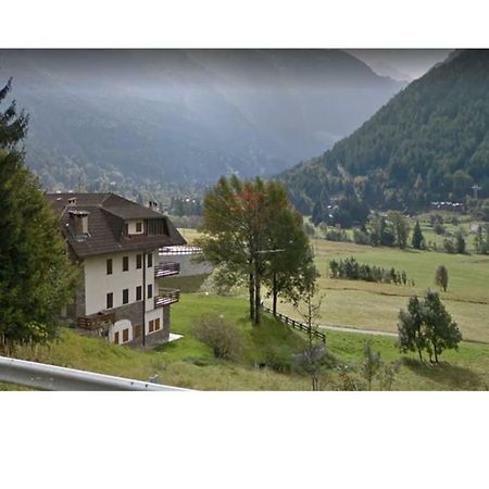 Appartamento Grande casa di famiglia Temù Esterno foto